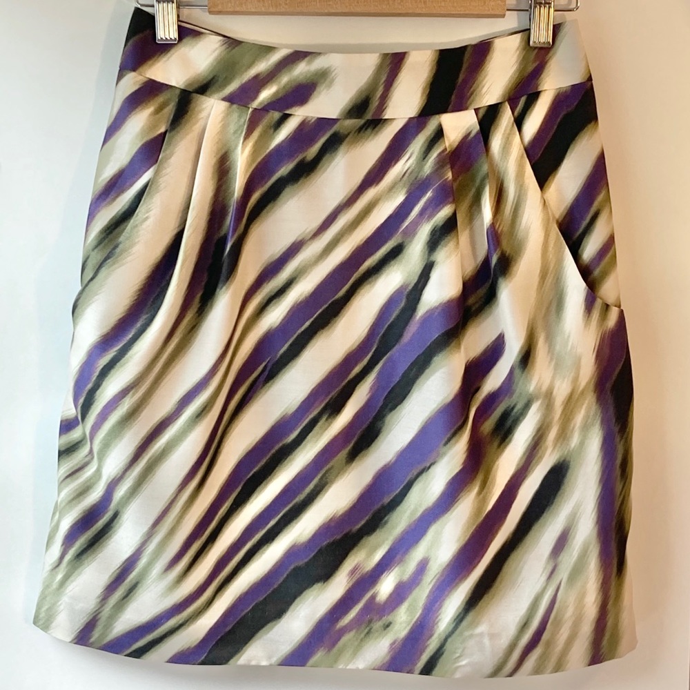 Ann Taylor Patterned Tulip Skirt with Pockets